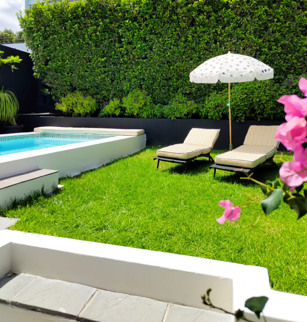 8B421D29-3CC8-4A67-A72A-09FCB9FB2A2D